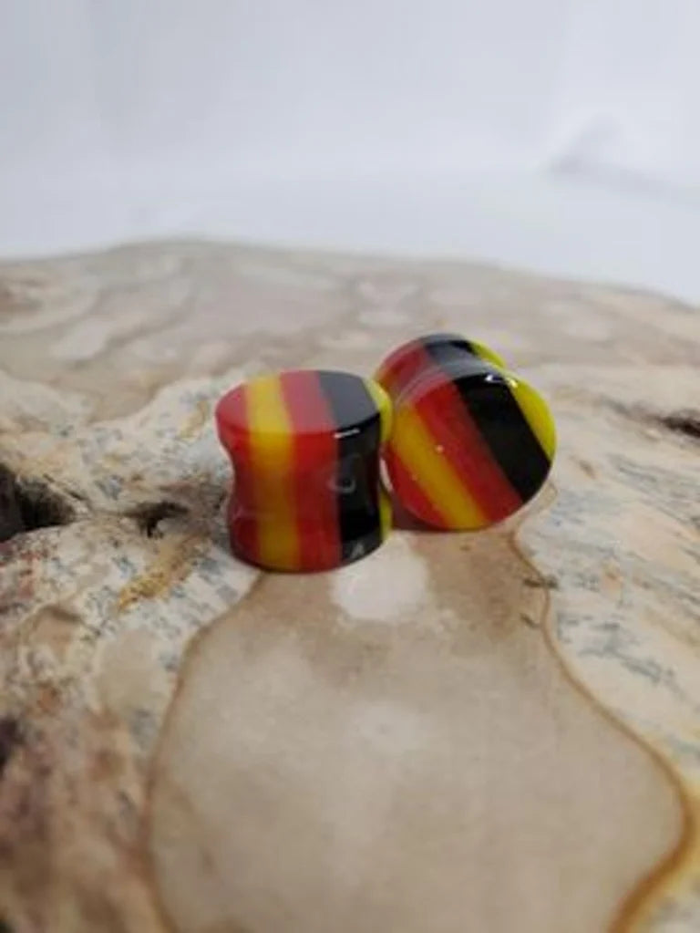 Upcycle plugs #2 from gorilla glass