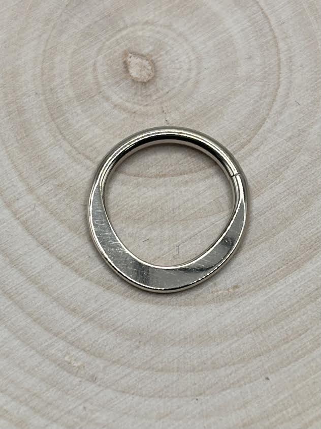 Smashed & Hammered Ring -White Gold