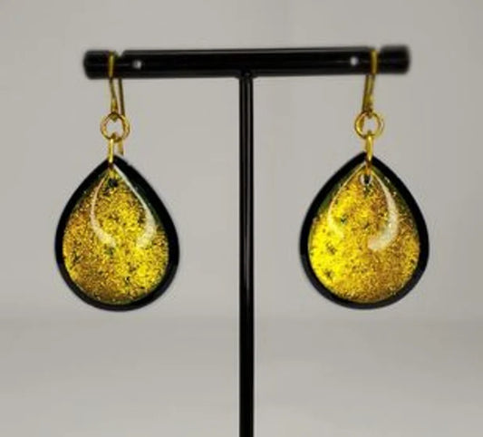 Shield earrings- gold- from gorilla glass