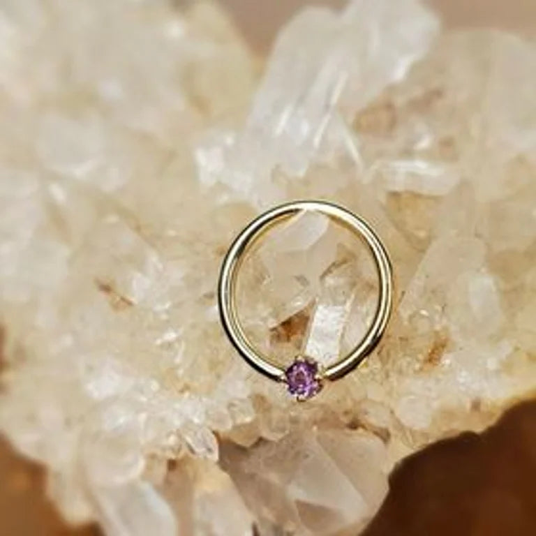 yellow gold ring with amethyst 